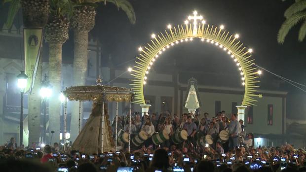 Cine de verano «rociero» a beneficio de la Obra Social de la Coronación