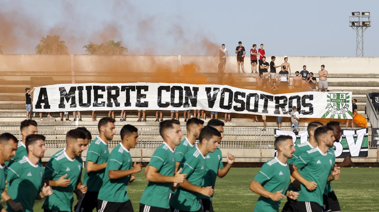 Los jugadores del Córdoba, en la sesión de ayer