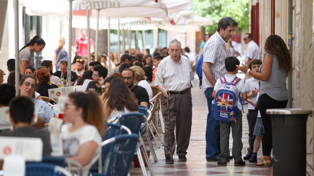 Veladores en la calle de la Plata