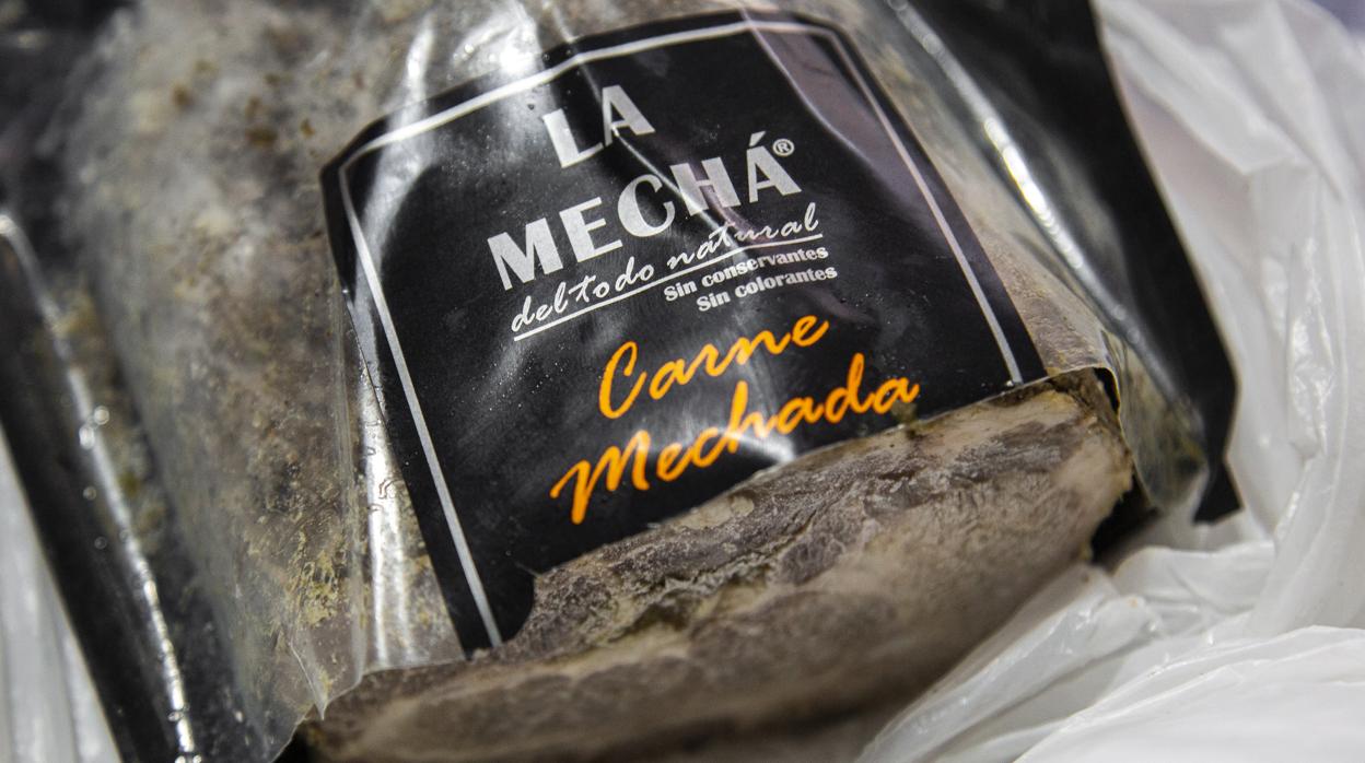 Carne mechada de «La Mechá», fabricada por Magrudis
