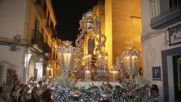 La Virgen de la Fuensanta inicia su visita a los templos de Córdoba