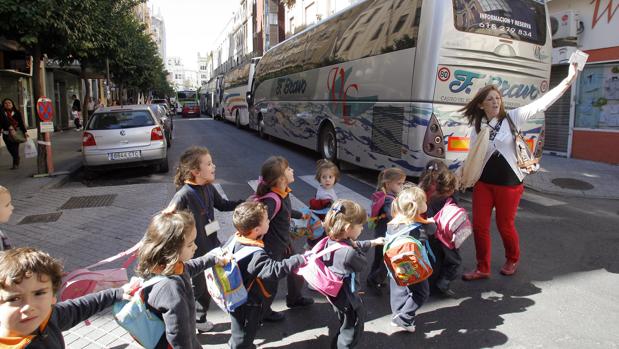 Los autobuses de transporte escolar volverán a entrar al centro de Córdoba