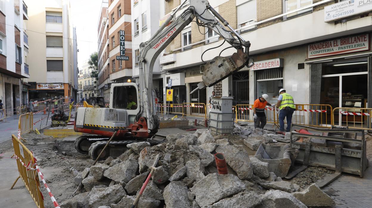 Obra municipal en la plaza Aladreros