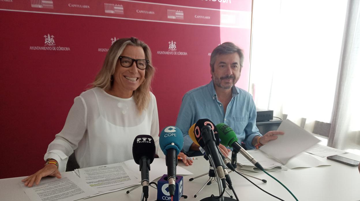 La edil de Turismo, Isabel Albás (CS), durante la rueda de prensa de la Junta de Gobierno Local