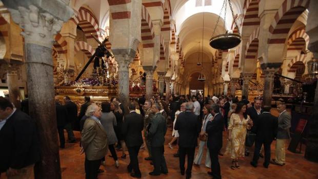 Magna Exposición Nazarena de Córdoba | ¿Cómo puedes visitar la muestra en la Mezquita-Catedral?