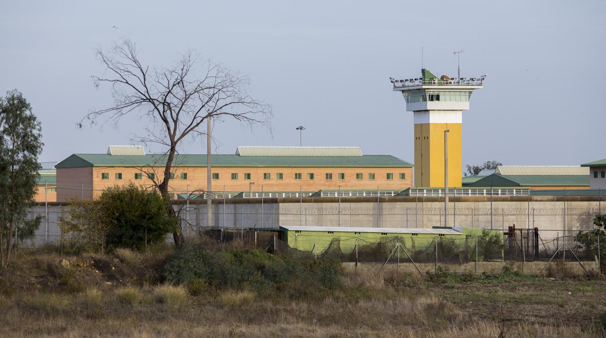 Exterior de la penitenciaría de Huelva