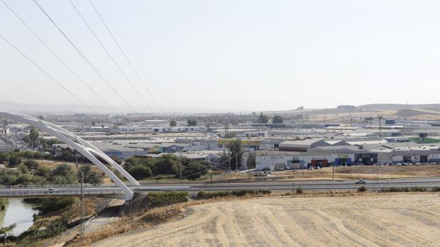 Mejoras en los accesos y conexión con el transporte público: las necesidades de los polígonos de Córdoba