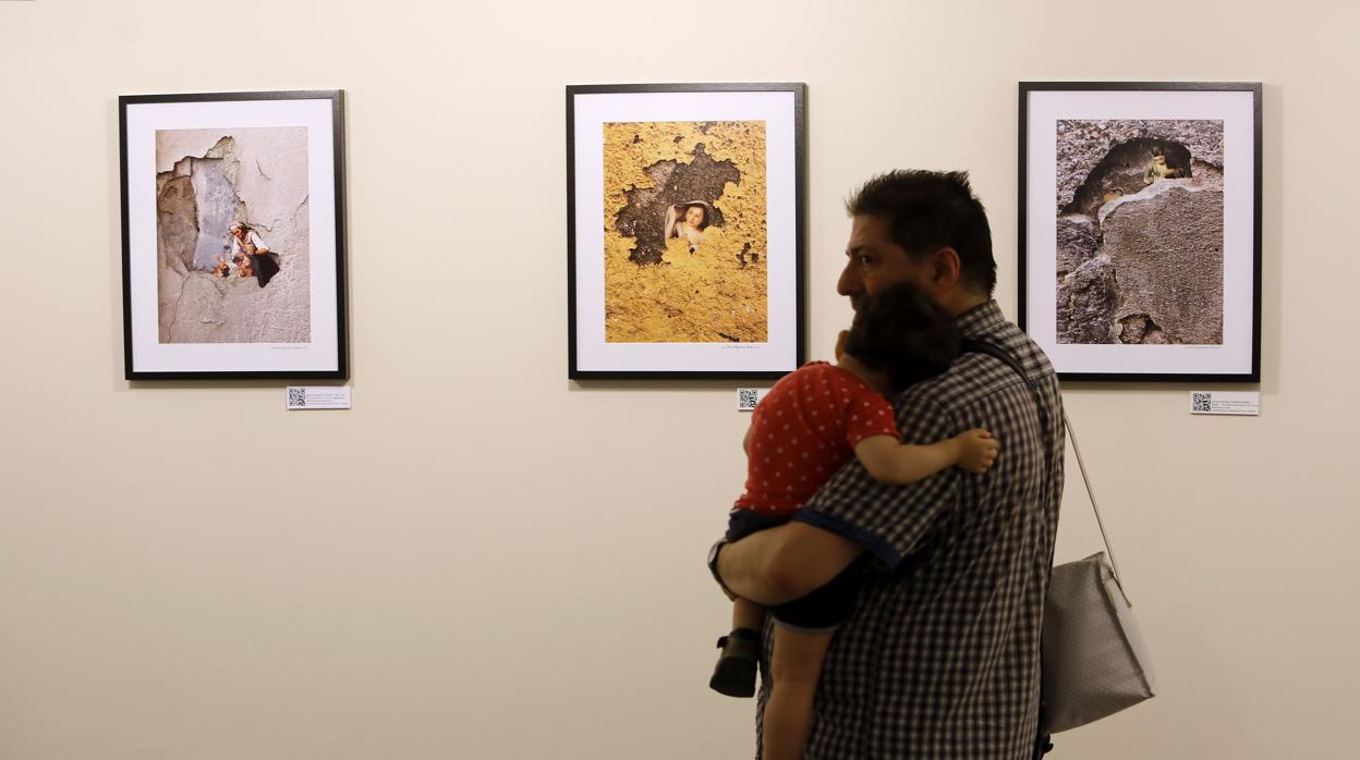 Obras de una exposición anterior de Antonio Guerra en Córdoba