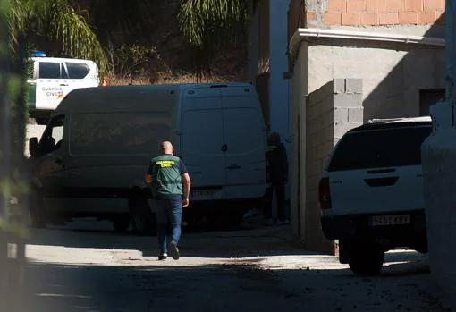 La Guardia Civil registra por segunda la vez la casa del novio de Dana Leonte