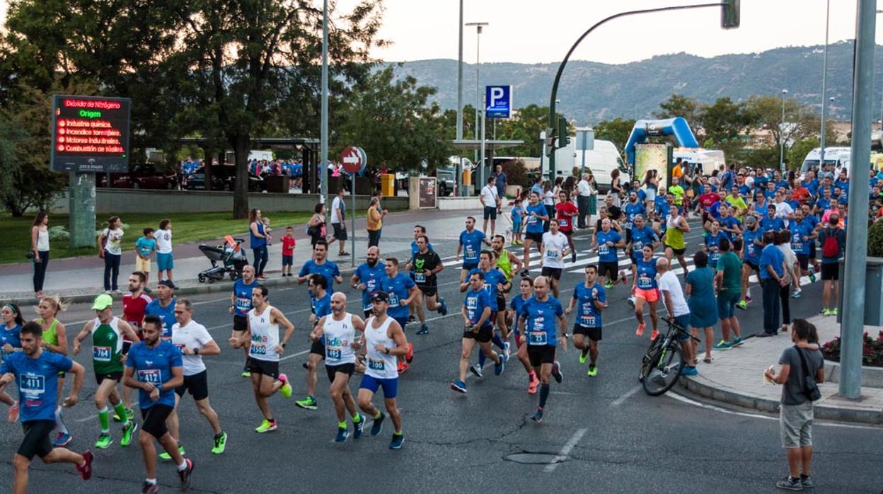 Corredores durante la carrera el año pasado