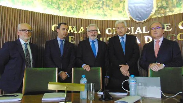 Elecciones | La Cámara de Comercio de Córdoba deshoja la margarita