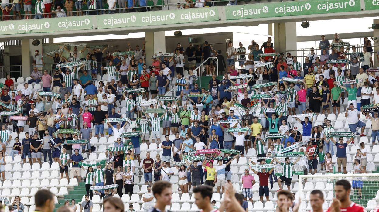 La afición del Córdoba CF, en el partido ante el Real Murcia