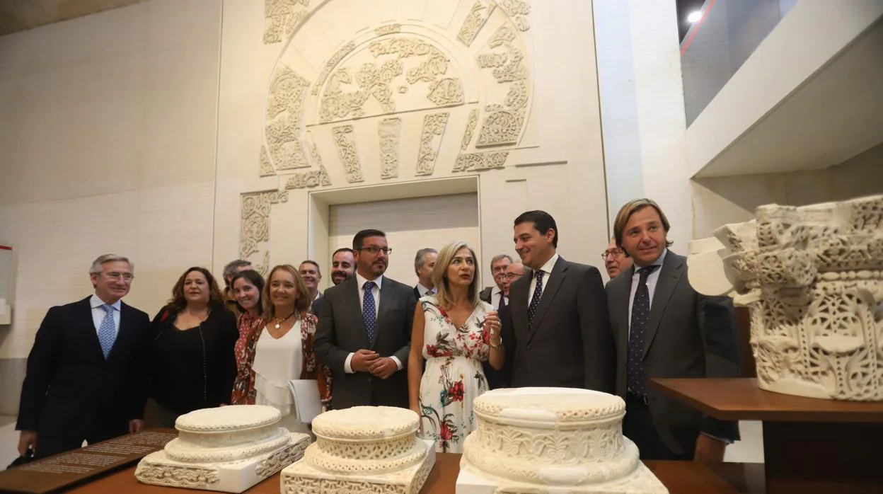 La consejera de Cultura, el alcalde de Córdoba y otros representantes institucionales, en la constitución del Consejo de Coordinación de Medina Azahara