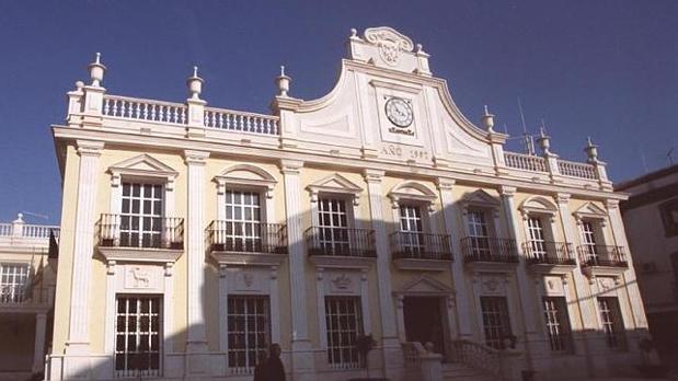 Empresarios de Cabra denuncian su «desesperación» por el restraso de más de un año en las licencias