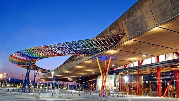 Los hosteleros de la Costa del Sol pescan en el río revuelto del conflicto catalán