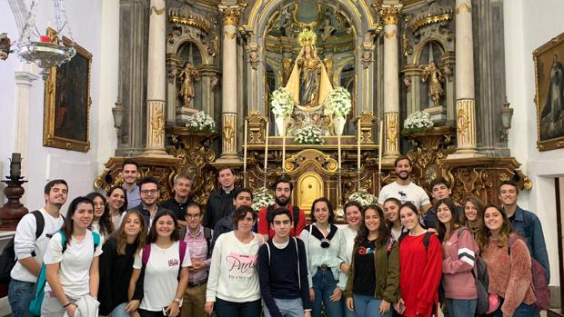 Vejer acoge la apertura de curso de la juventud cofrade de Cádiz