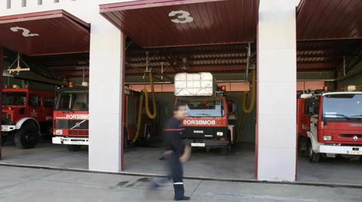 Los bomberos rescataron sana y salva a la mujer