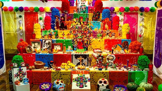 La tradición de los muertos mexicana desde Benalmádena