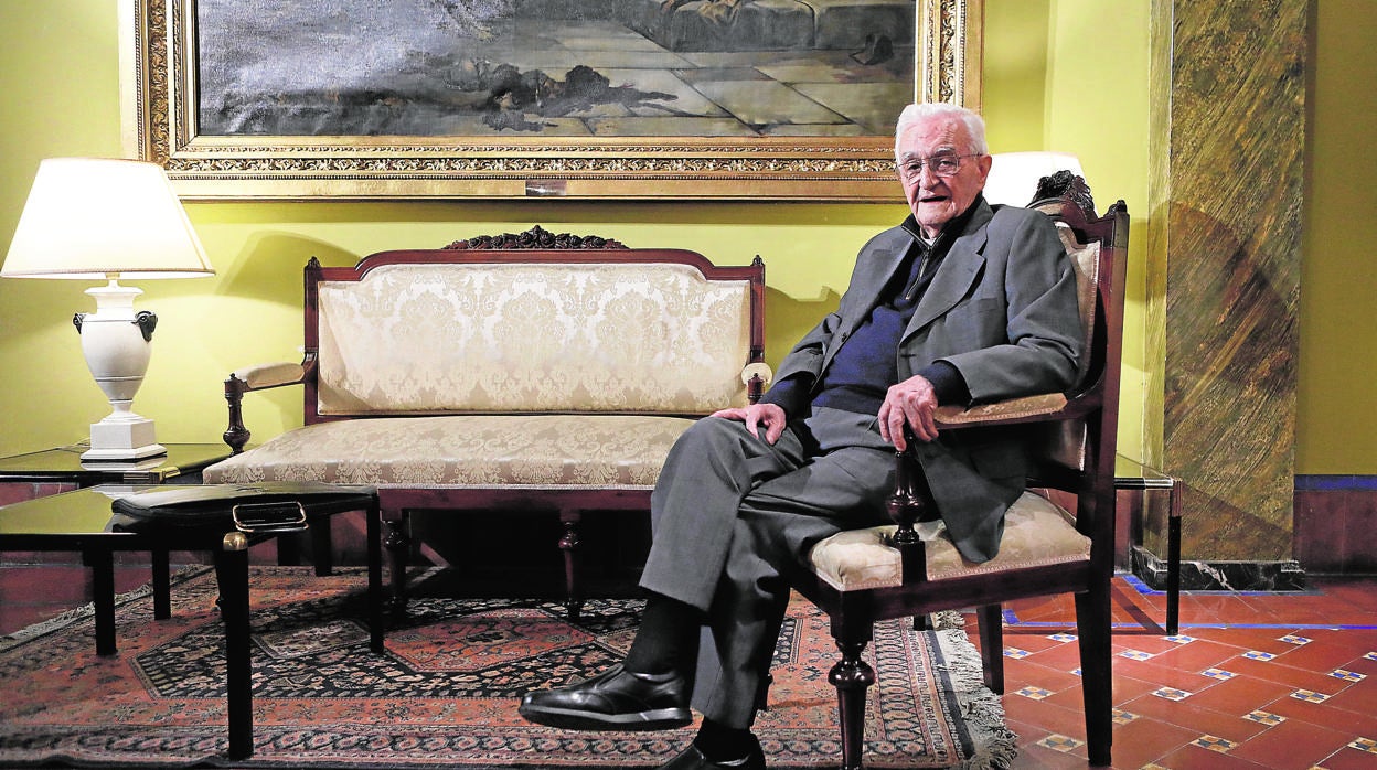 Manuel Nieto Cumplido, en el Real Círculo de la Amistad, durante la entrevista con ABC