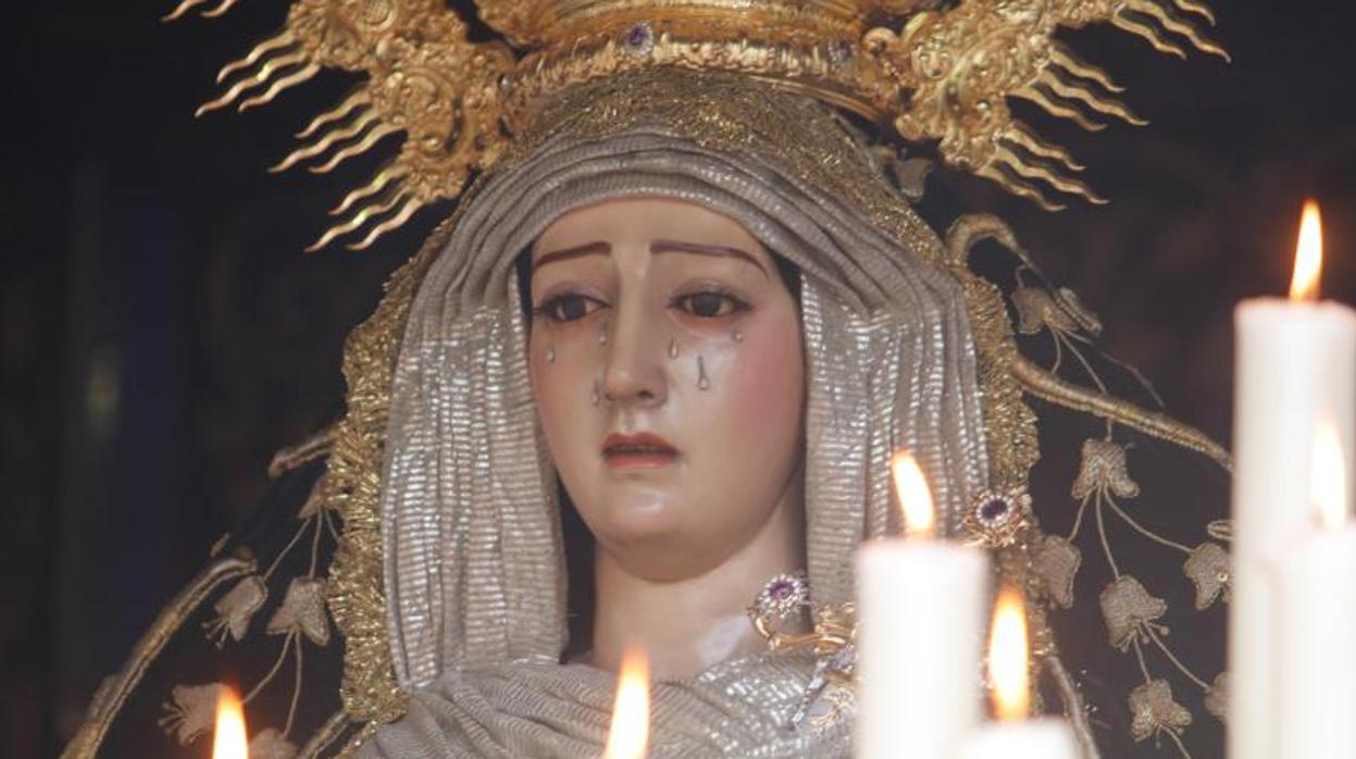 La Virgen del Mayor Dolor en su Soledad de la hermandad del Caído