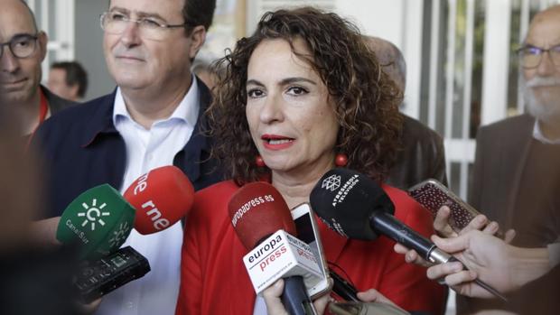Elecciones generales 10N: María Jesús Montero, convencida de que el PSOE logrará una «victoria reforzada»