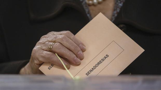 La participación en las elecciones generales del 10N en Andalucía sigue por debajo del dato de abril