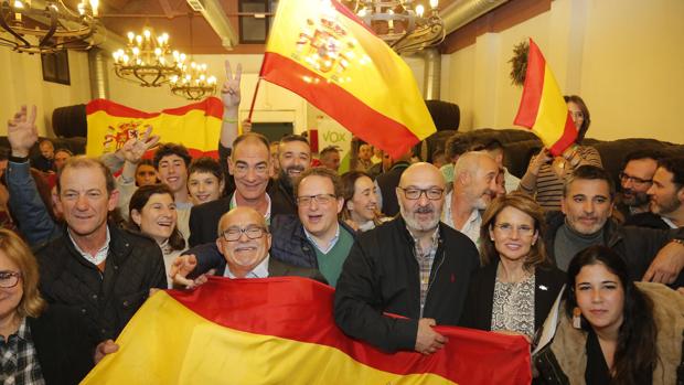 El PSOE gana en 71 pueblos de la provincia de Córdoba y Vox es la primera fuerza en Lucena