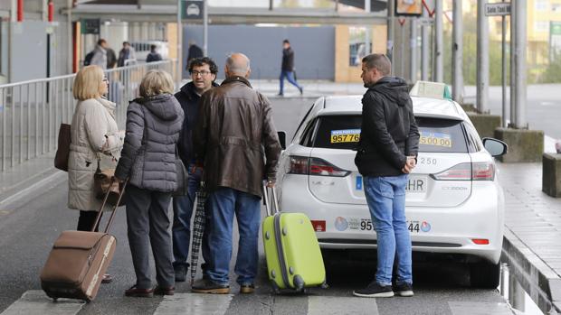 Un estudio sitúa a Córdoba como una de las ciudades españolas más baratas para tomar un taxi