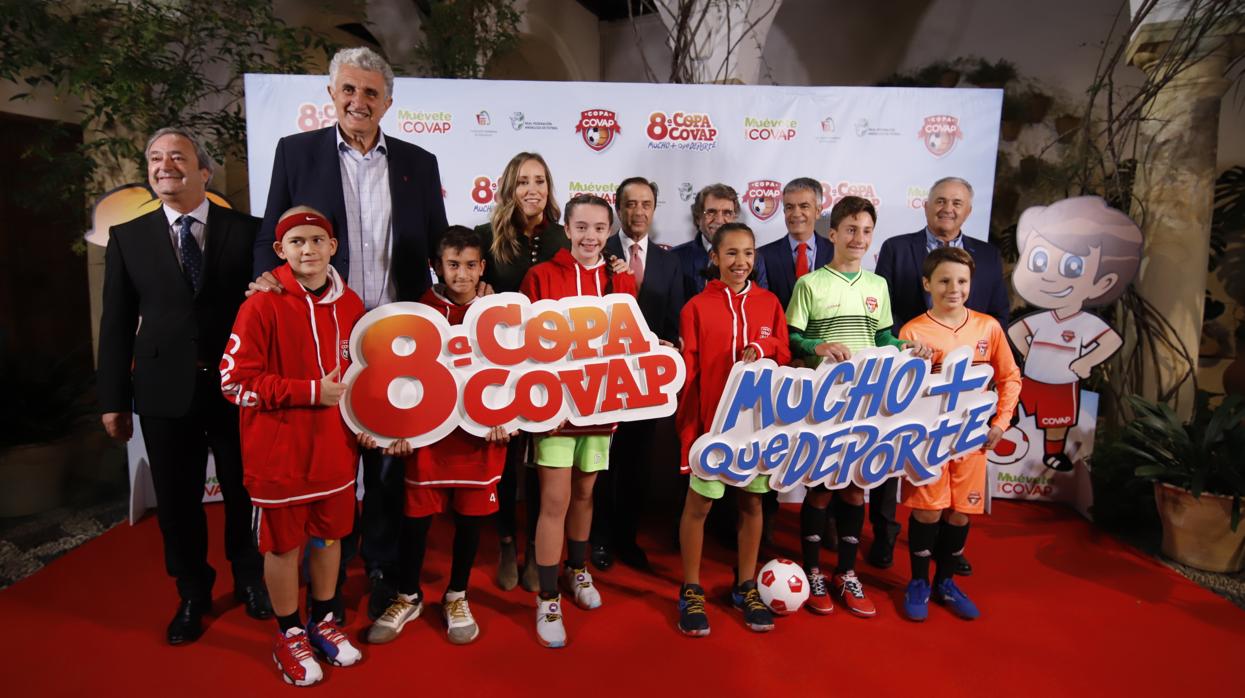 Presentación ayer de la octava edición de la Copa Covap