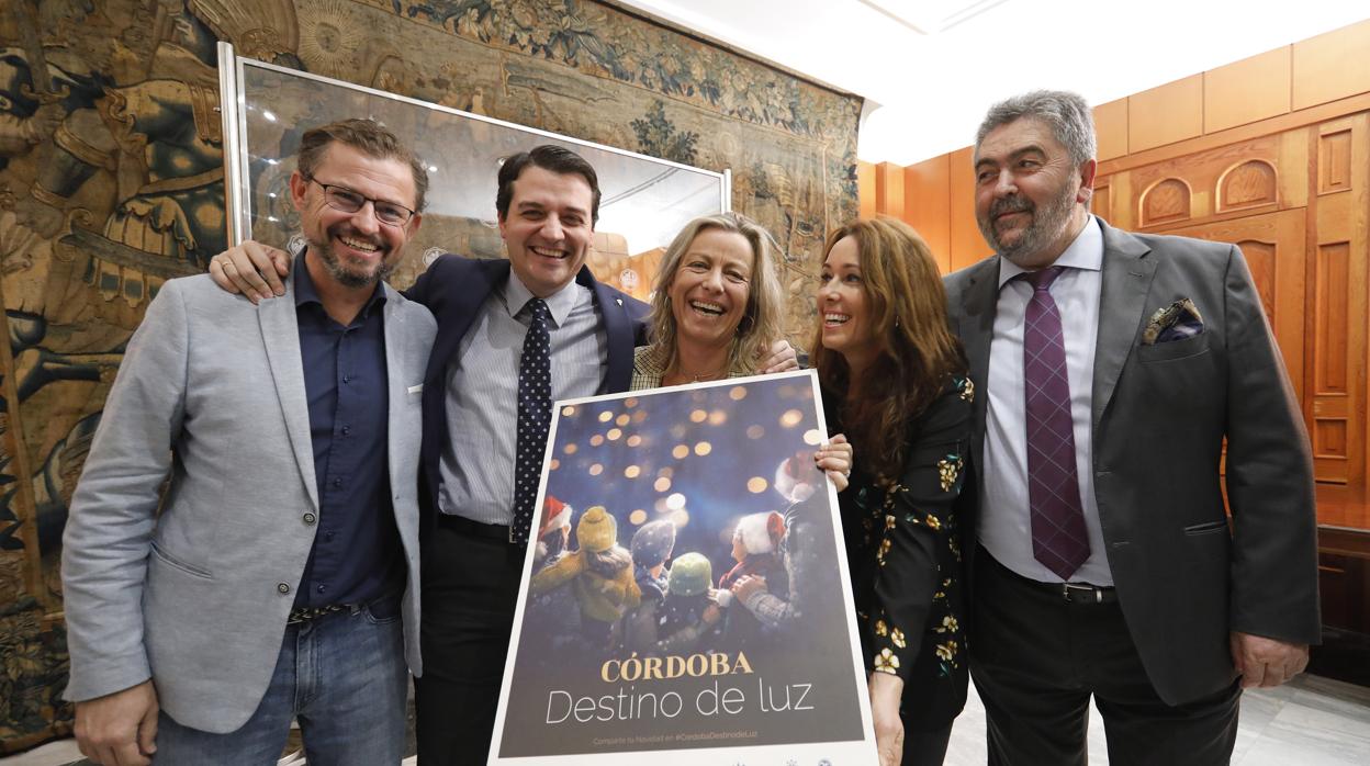 Presentación del espectáculo de luz y sonido