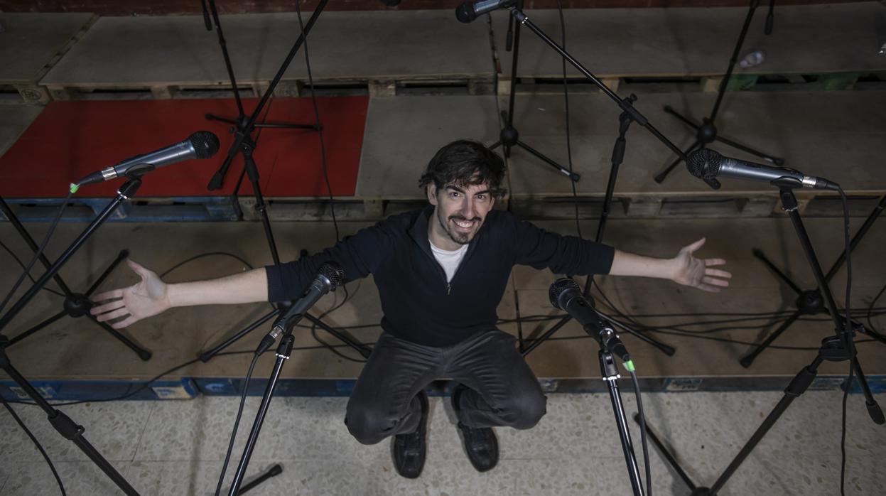 Nacho Lozano en su estudio de grabación