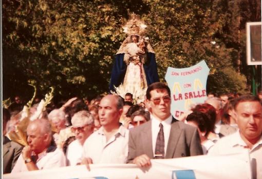 La Virgen de los Ángeles, en su visita al colegio en 1990