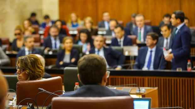 Moreno: «La sentencia de los ERE es una enmienda a la totalidad de los gobiernos socialistas»