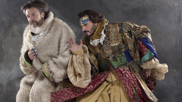 Asier Etxeandía funde música y personajes con un espectáculo insólito en el Gran Teatro de Córdoba