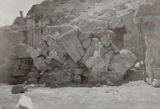 Una de las arcadas descubiertas en 1944