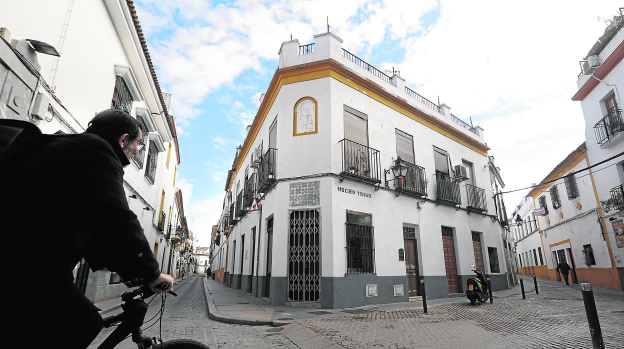 Arranque de la calle Mucho Trigo desde la calle Lineros