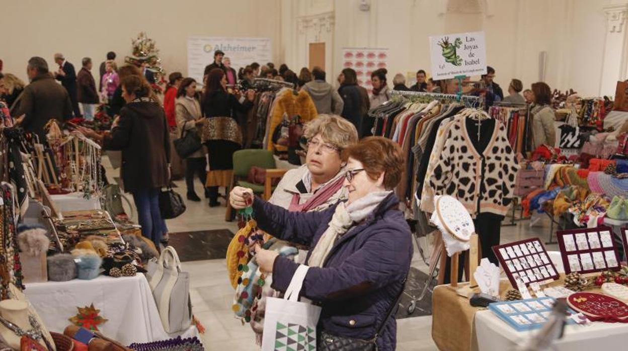 Edición del Baratillo de Adevida de 2018 en el Oratorio de San Felipe Neri