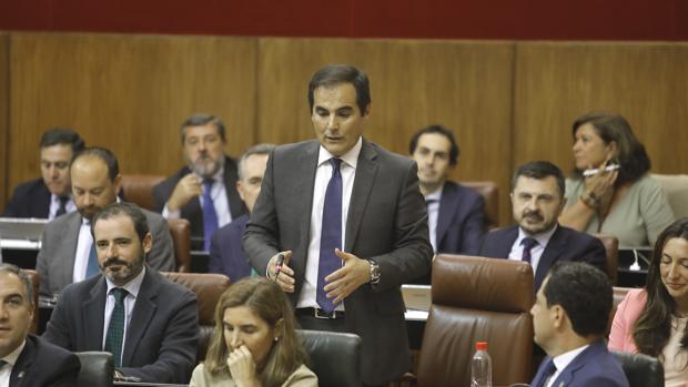 El PP tacha en Córdoba de «golpe bajo» la intervención de los presupuestos de la Junta por el Gobierno