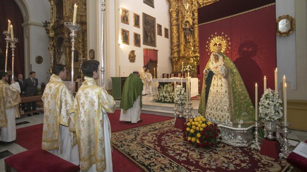 La Virgen de la Esperanza en la parroquia de San Andrés