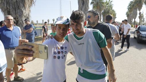 El canterano Javi Flores ha vuelto este curso al Córdoba CF