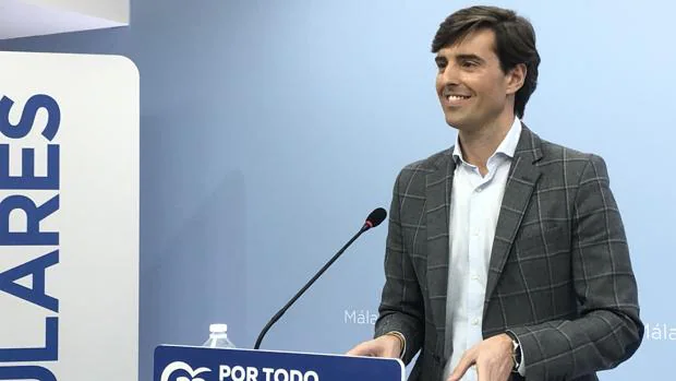 El PP llama a los socialistas a volver al constitucionalismo y no «liquidar» España