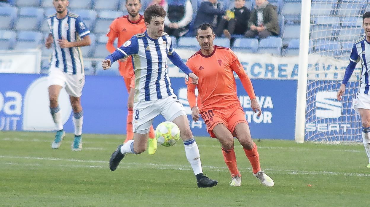 Lance del partido entre el Recreativo de Huelva y el Córdoba CF