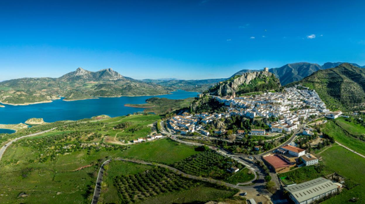 Andalucía posee muchos lugares y espacios naturales con rutas y visitas guiadas