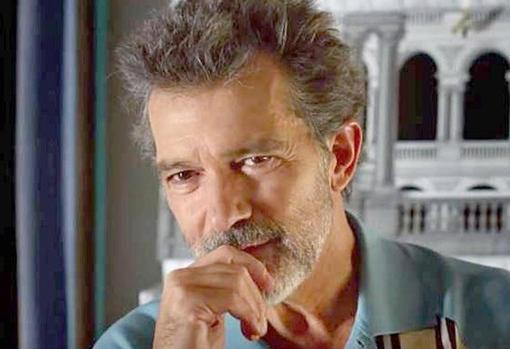 El malagueño Antonio Banderas en la cinta «Dolor y gloria», de Pedro Almodóvar