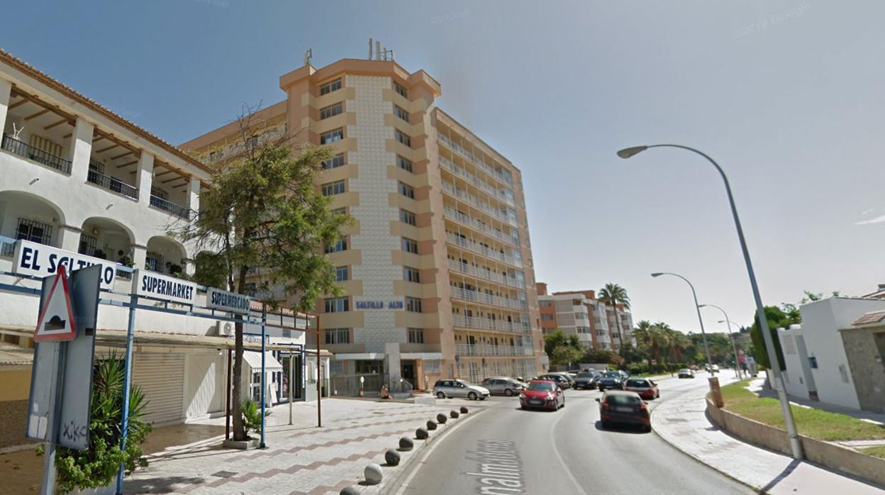 La calle de Torremolinos donde se produjo el incendio