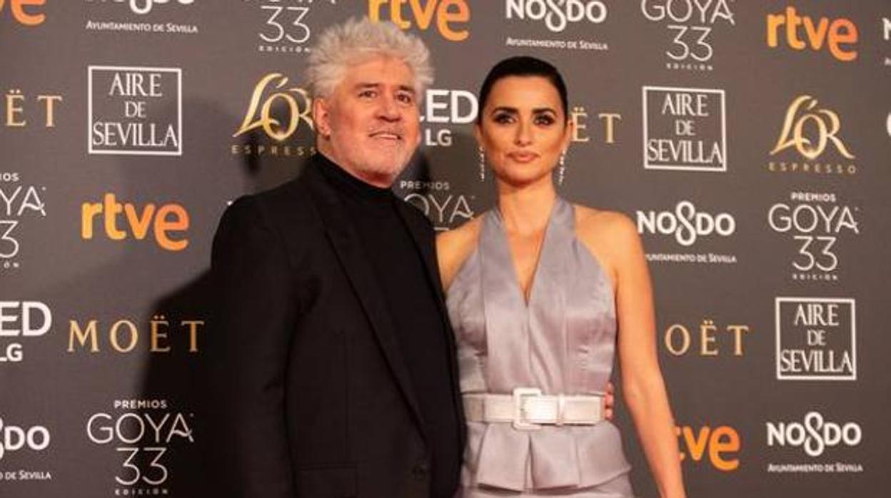 Pedro Almodóvar y Penélope Cruz en la gala celebrada el año pasado en Sevilla