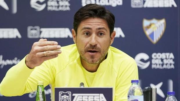 La Policía Nacional investiga 700 perfiles de Twitter en la extorsión al entrenador del Málaga