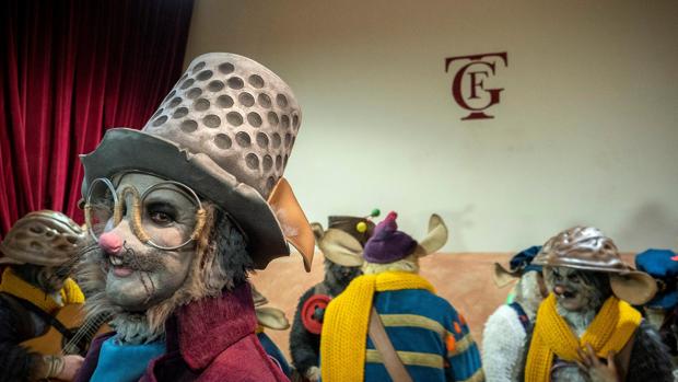 ¿Sabes cuántas agrupaciones carnavalescas de Córdoba estarán en el Teatro Falla de Cádiz?