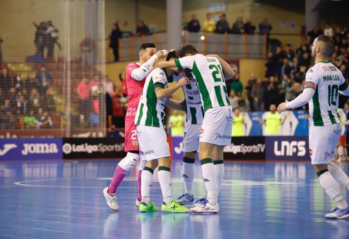 Celebración del primer gol blanquiverde