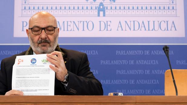 La falta de estructura en Andalucía de Vox debilita su futuro